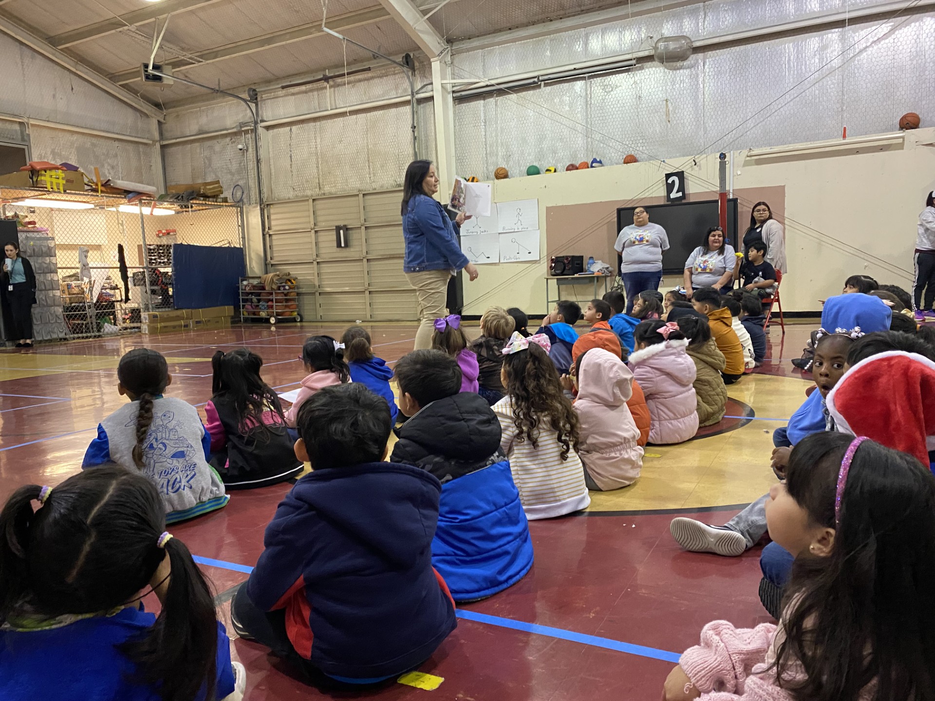 kids in mariachi event